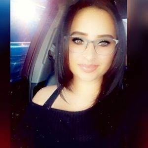 Meet your Posher, Tanisha